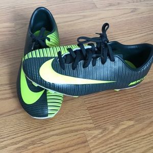 Nike Boys CR7 Mercurial Soccer Cleats